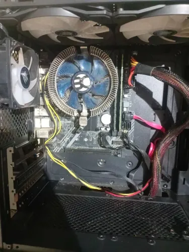 Vendo 16 gb de memória ddr3 processador i5 de segunda geração placa mae h61