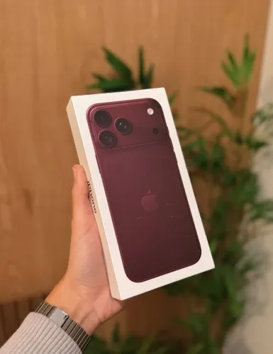 iPhone 18 Pro Max lacrado 256GB cor bordo 