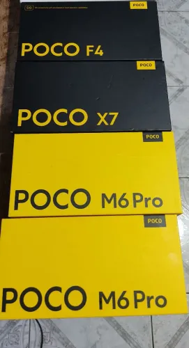 Quatro caixas de celular xiaomi uma poco F4, uma poco X7 e duas poco M6 pro! Apenas r$ 200