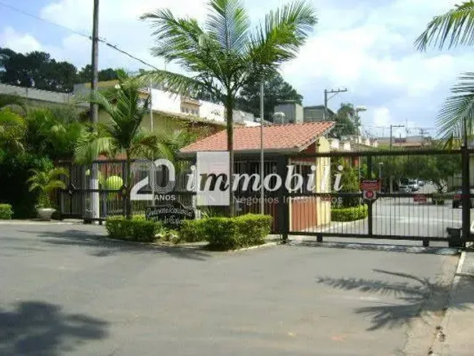 Casa à venda em Cotia, Granja Viana, com 2 quartos, com 60 m², Condominio Vila de Espanha