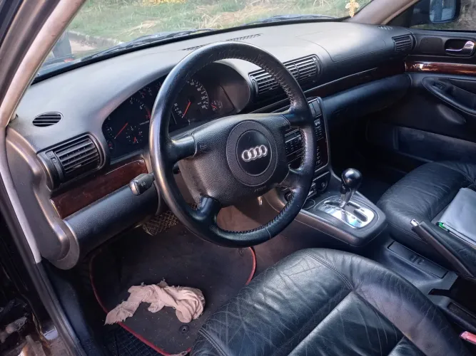 Audi A4 2.4 30V Tip./multitronic 1999