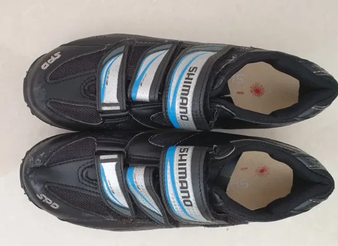 Vendo sapatilha de ciclismo Shimano muito nova!