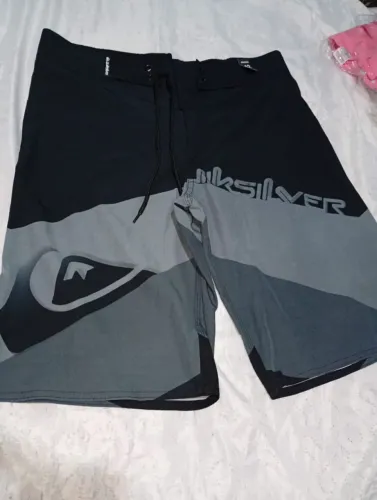 Bermuda masculina peça única