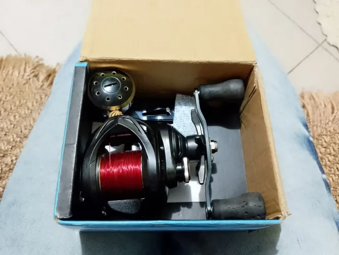 Carretilha Camekoon Pirates TC 300 M/D, Drag de 15 Kg.