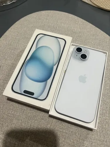 iPhone 15 disponível 128 com caixa único dono ?