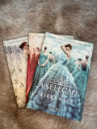 Kit Trilogia A Seleção - Kiera Cass
