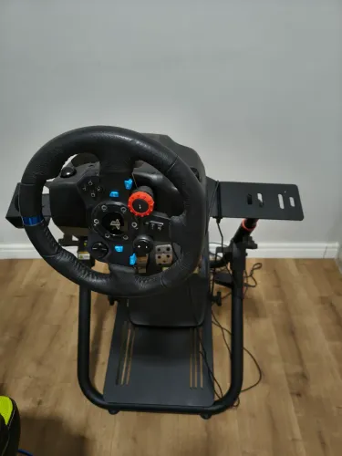 Volante Logitech g29 + Suporte
