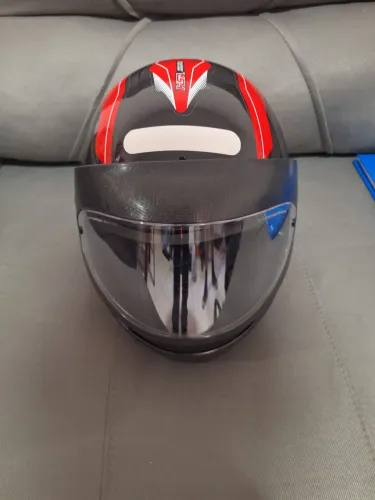 Capacete