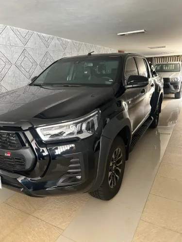 Toyota Hilux CD Gr-s 4X4 2.8 TDI Dies. Aut. 2022