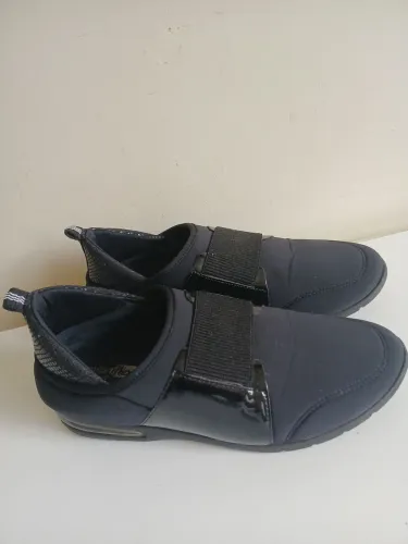 Tênis Nr 39 Preto Comfortflex original Casual Feminino slip-on sem cadarços Conforto lindo