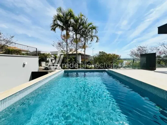 Casa de alto padrão para locação e venda no condomínio Sainte Helene - Sousas.