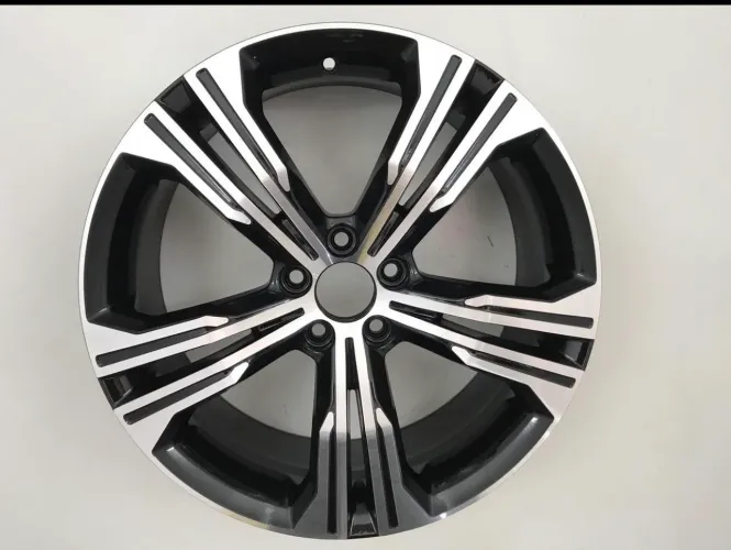 Roda Original Volvo XC40 Aro 19