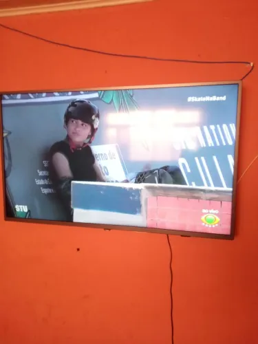 Vendo smartv 50 polegadas funcionando perfeitamente