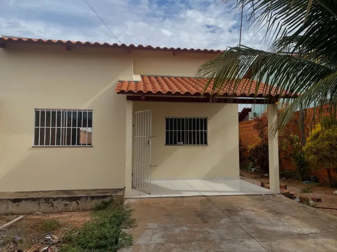 CASA BEM LOCALIZADA!!