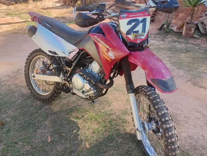 Vendo Lander para sítio ou trilha