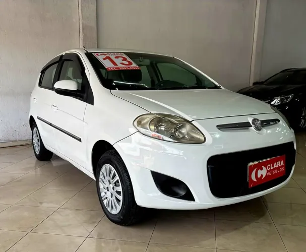 Fiat Palio Attractive 1.0 EVO Fire Flex 8V 5P 2013