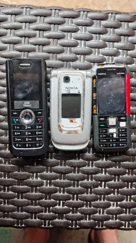 Troco celulares antigos por gamepad ou vendo