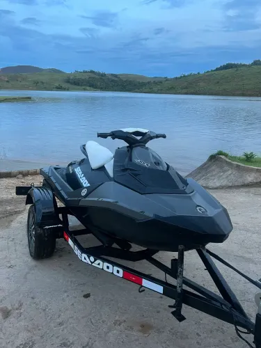 Jetski Sea Doo Spark 