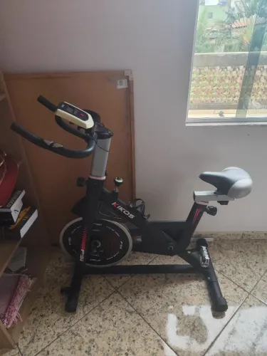 Vendo bicicleta ergométrica NIKON