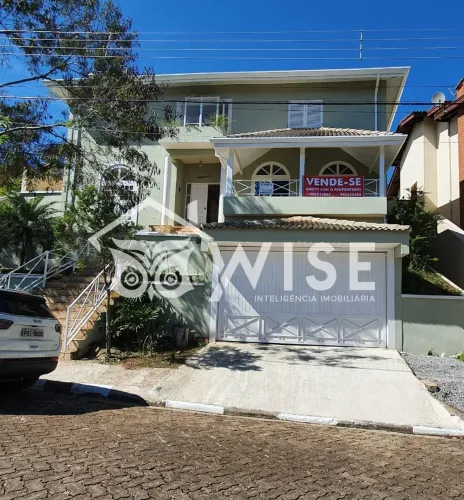Casa de alto padrão em um dos condomínios mais valorizados de Atibaia - SP