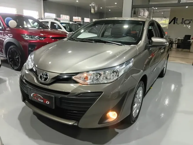 Toyota Yaris XL Sedan 1.5 Flex 16V 4P Aut. 2019