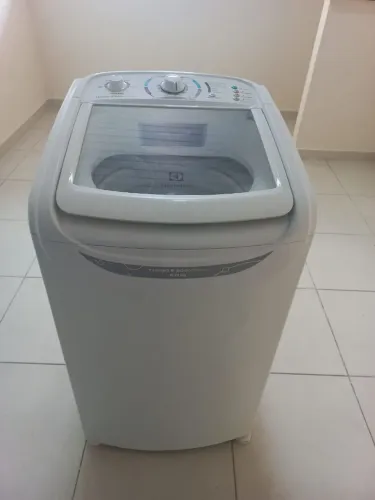 Máquina de lavar roupas Electrolux 8Kg