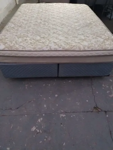 Cama Queen com colchão entrego sem taxa