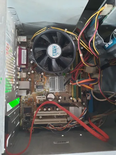 Cpu para peças (funcionando)