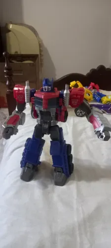 Transformers Optimus Prime Leader.