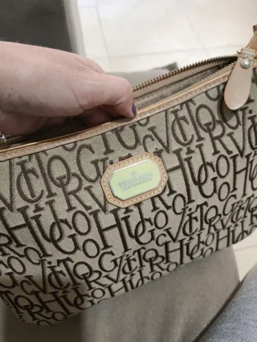 Bolsa Vitor Hugo