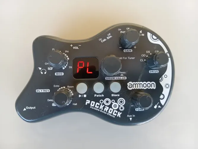 Pedal Multiefeitos de Guitarra Pockrock