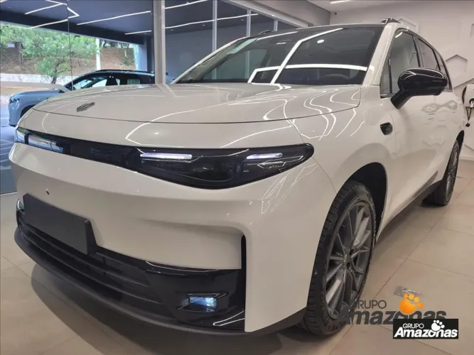 Leapmotor C10 REEV (Híbrido) 2026
