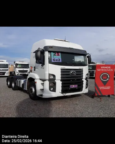 Volkswagen 25.420 Constellation 6x2 2p (Diesel)(E5) 2020/2021 Vamos Seminovos Curitiba