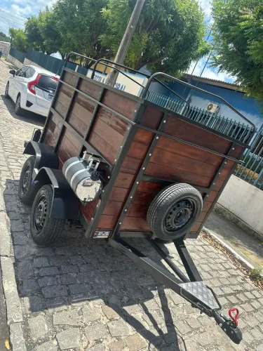 Reboque 2 eixos novo