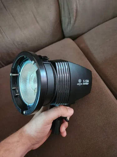 Flash Estúdio k150A + Adaptador Bowens