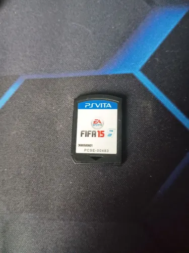 FIFA 15 PS vita (perfeito estado)