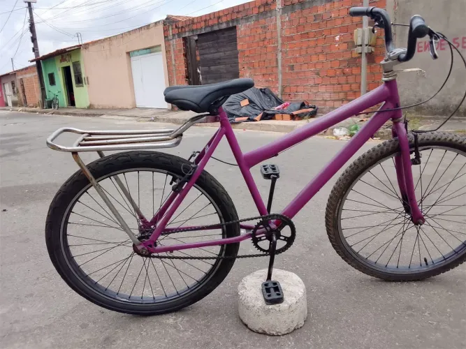 VENDO LINDA BIKE ARO 26 EXCELENTE