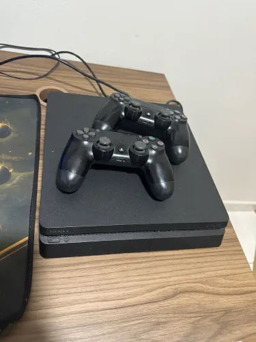PS4 SLIM 1TB + JOGOS | ACEITO TROCA / PROPOSTA