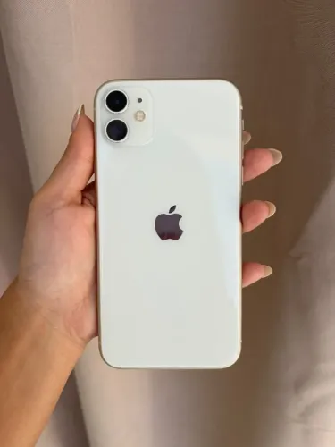 iPhone 11, branco, 64gb. Perfeito estado