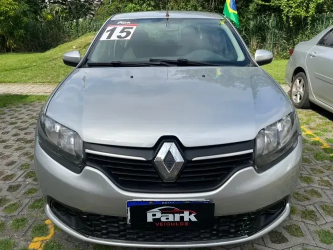Renault Logan Expression Hi-flex 1.6 8V 4P 2015