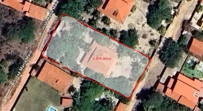 CASA AMPLA NO IGUAPE-CE A VENDA