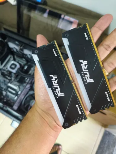 Kingston Fury RGB - 2x8GB