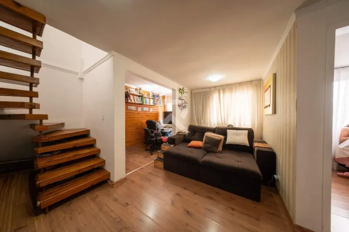 Cobertura Face Norte com Solário, 2 Quartos e 2 Vagas à Venda, 102 m² - Portão - Curitiba/