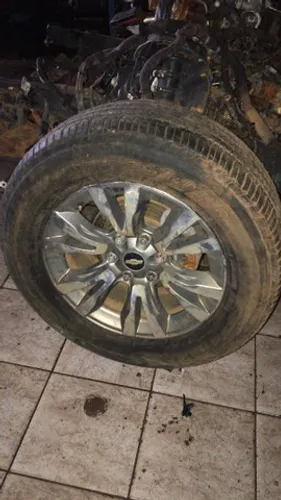 Rodas da s10 2018 ( rodas e pneu) 