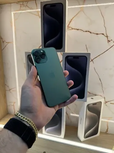 Semi-novo Top iPhone 13 Pro Max com 128 gigas de memoria