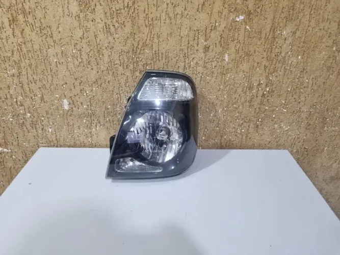 Farol esquerdo Kia Bongo 2013/2014/2015/2016/2017/2018