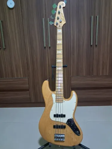 Baixo Jazz Bass SX