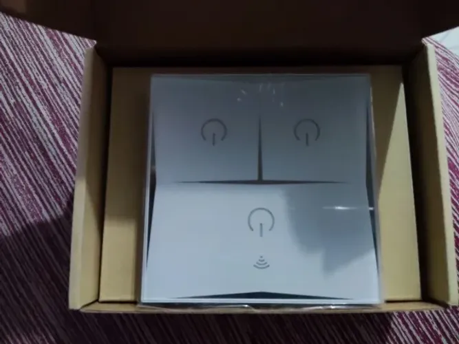 Interruptor inteligente avatto alexia