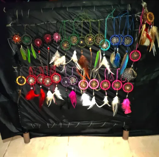Filtro dos sonhos, terços e pulseira