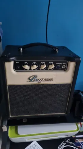 Amplificador bugera 5 valvulado (aceito trocas em notebook, celular, pedaleira)